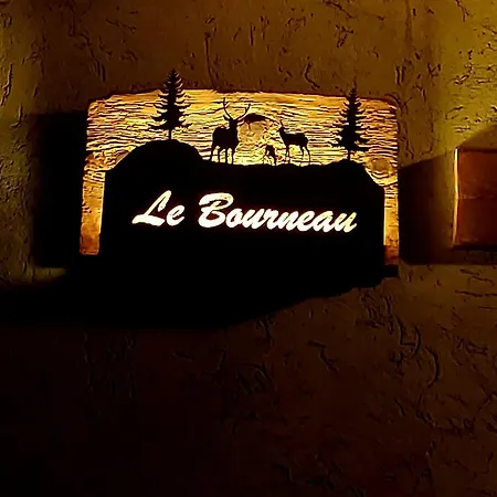 Le Bourneau Apartment *